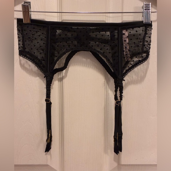 Victoria’s Secret SZ XS/ Small Black Sheer Polka Dot Garter Belt excellent - Picture 2 of 7